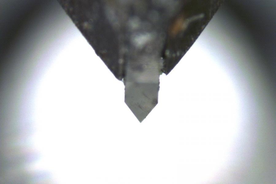 LatticeAx high angle diamond indenter