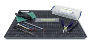 Tools for cleaving glass in a kit